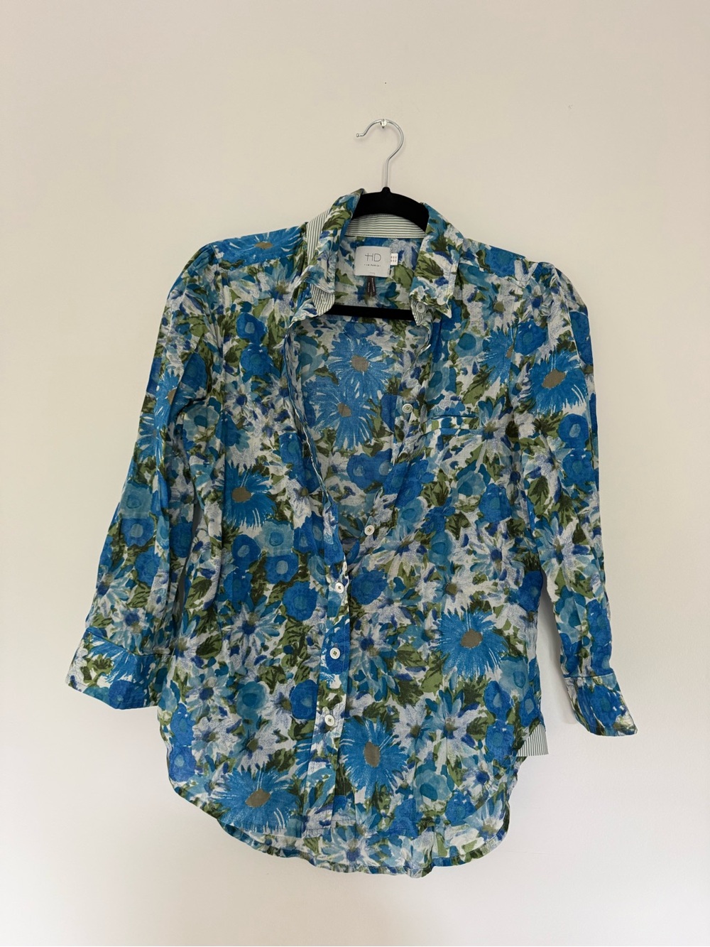 HD in Paris Blue and Green Floral Button-Down Shirt